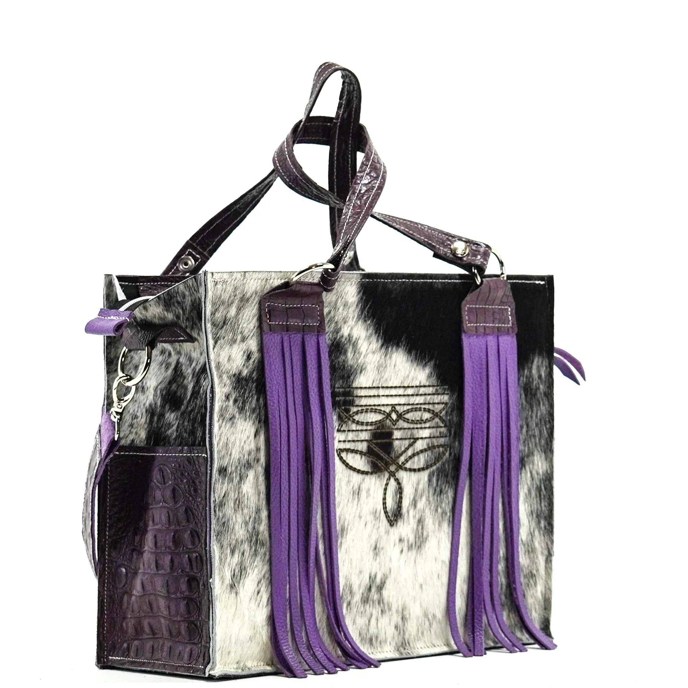 023 Clerk - Black & White w/ No Embossed