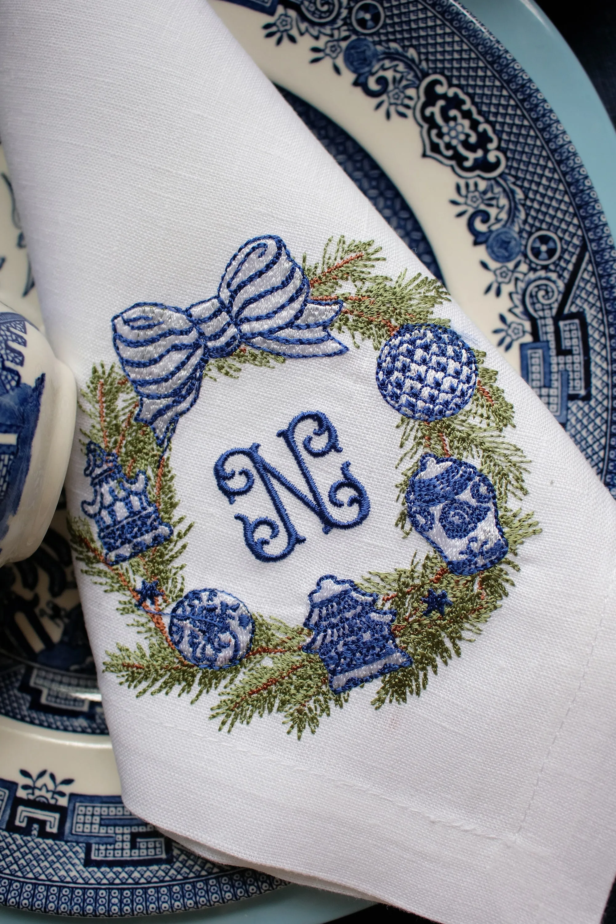 #096 | Blue Chinoiserie | Personalized | Linen napkins