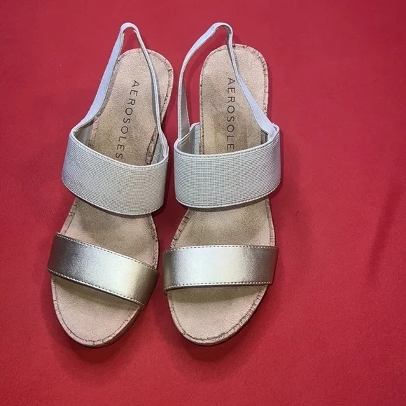 AÉROSOLES TITANUM CADMIUN FAUX ELASTIC LEATHER SIZE 6 1/2 .Brand new