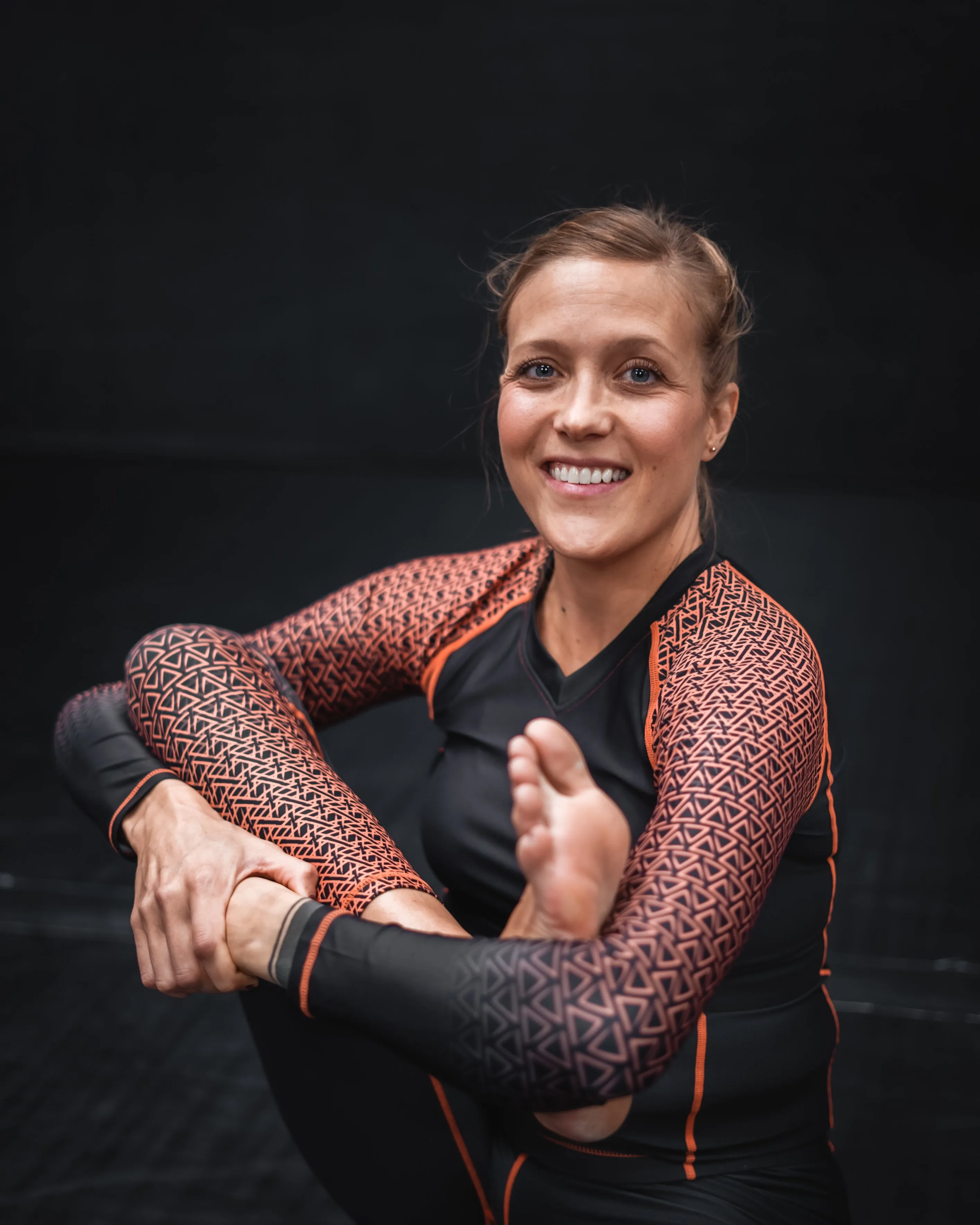 Breathe and Flow Rashguard - Women - Long Sleeve