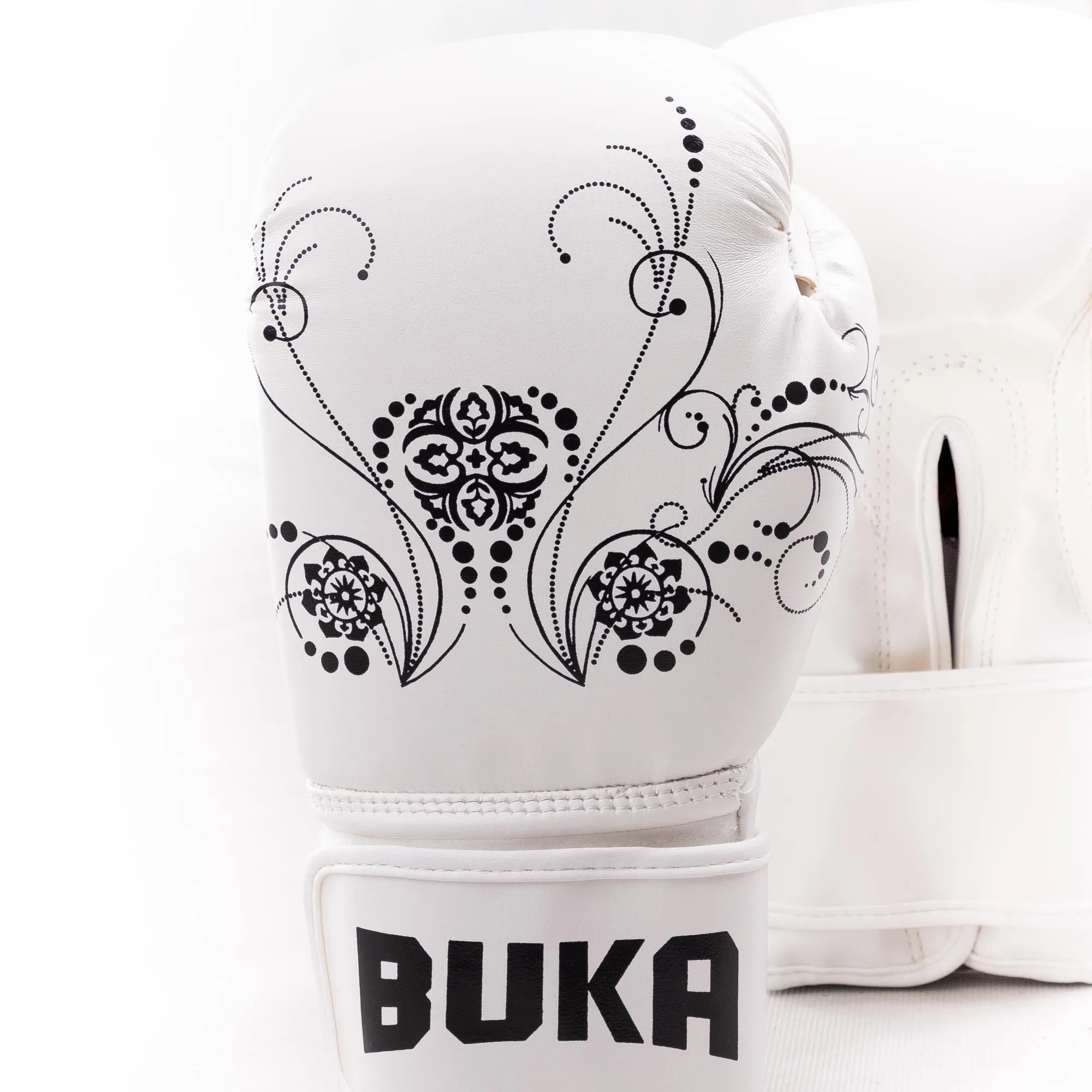 BUKA Charm Boxing Gloves