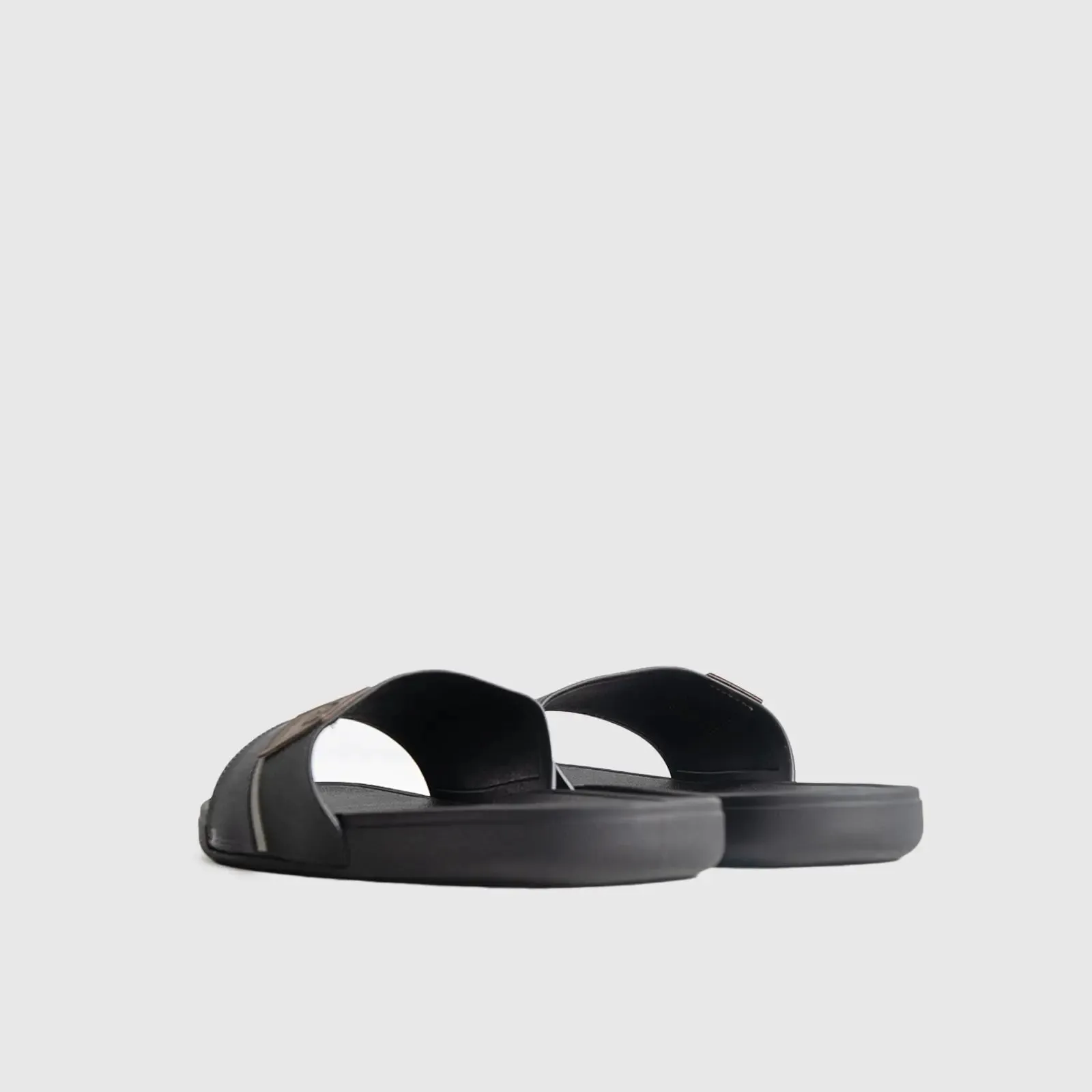 Cartago Dakar Slide Black/Brown 11521