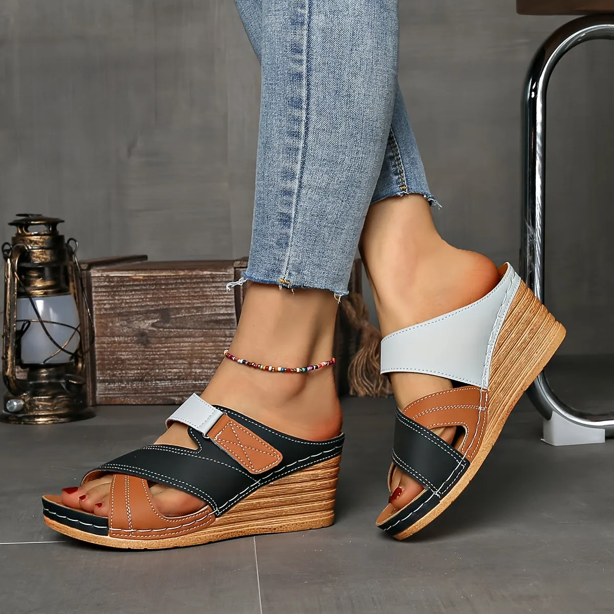 [Comfortable Sandals] Comfortable Women's Two-Tone Wedge Sandals | Adjustable Straps, Open Toe, Platform Heel, White & Black, Cross Design, Casual Footwear