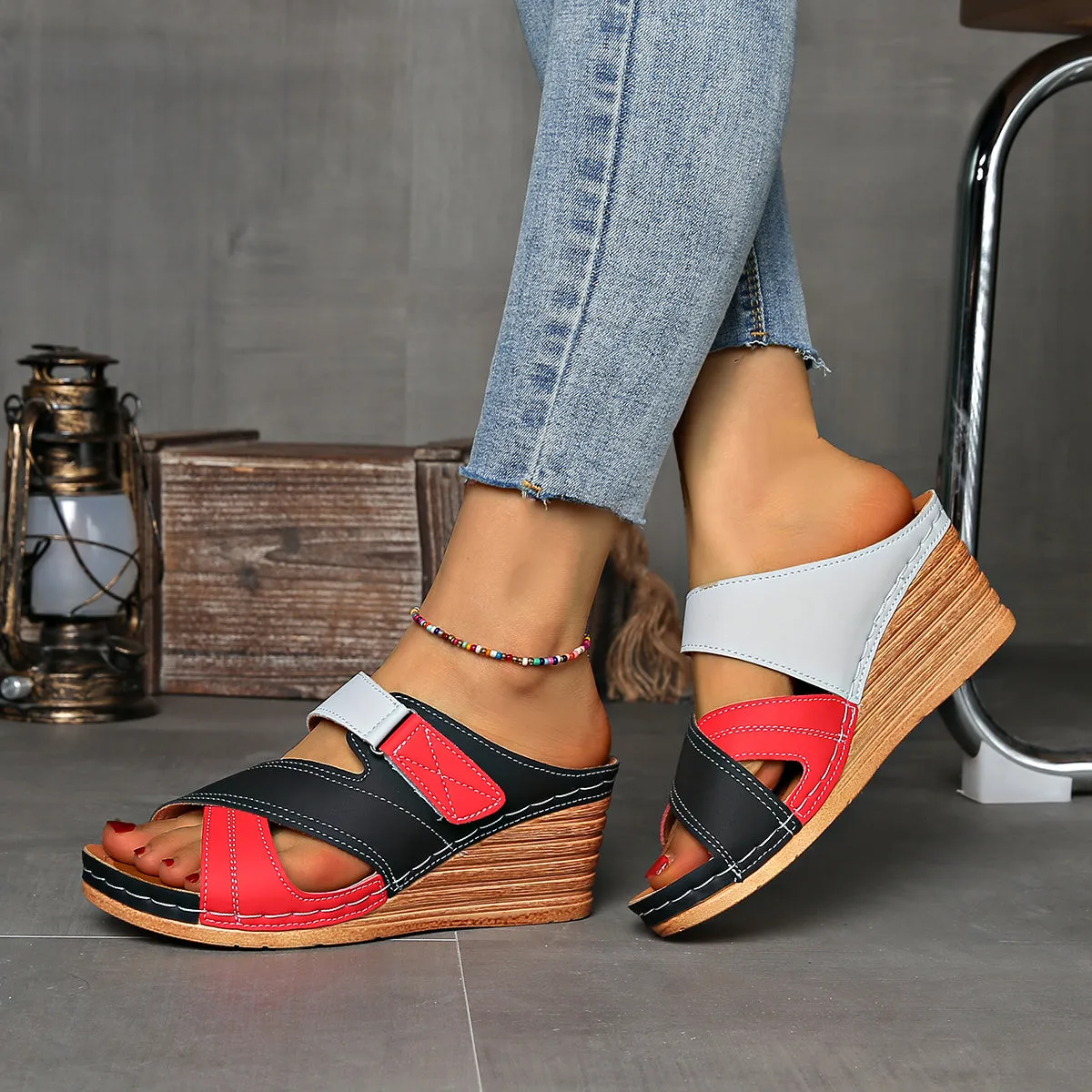 [Comfortable Sandals] Comfortable Women's Two-Tone Wedge Sandals | Adjustable Straps, Open Toe, Platform Heel, White & Black, Cross Design, Casual Footwear