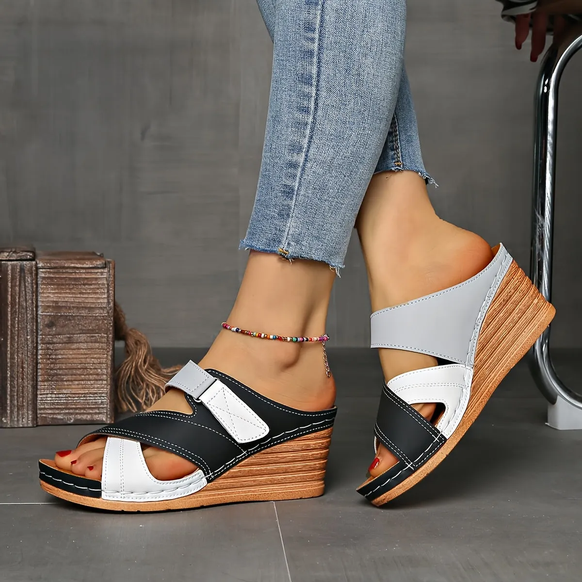 [Comfortable Sandals] Comfortable Women's Two-Tone Wedge Sandals | Adjustable Straps, Open Toe, Platform Heel, White & Black, Cross Design, Casual Footwear