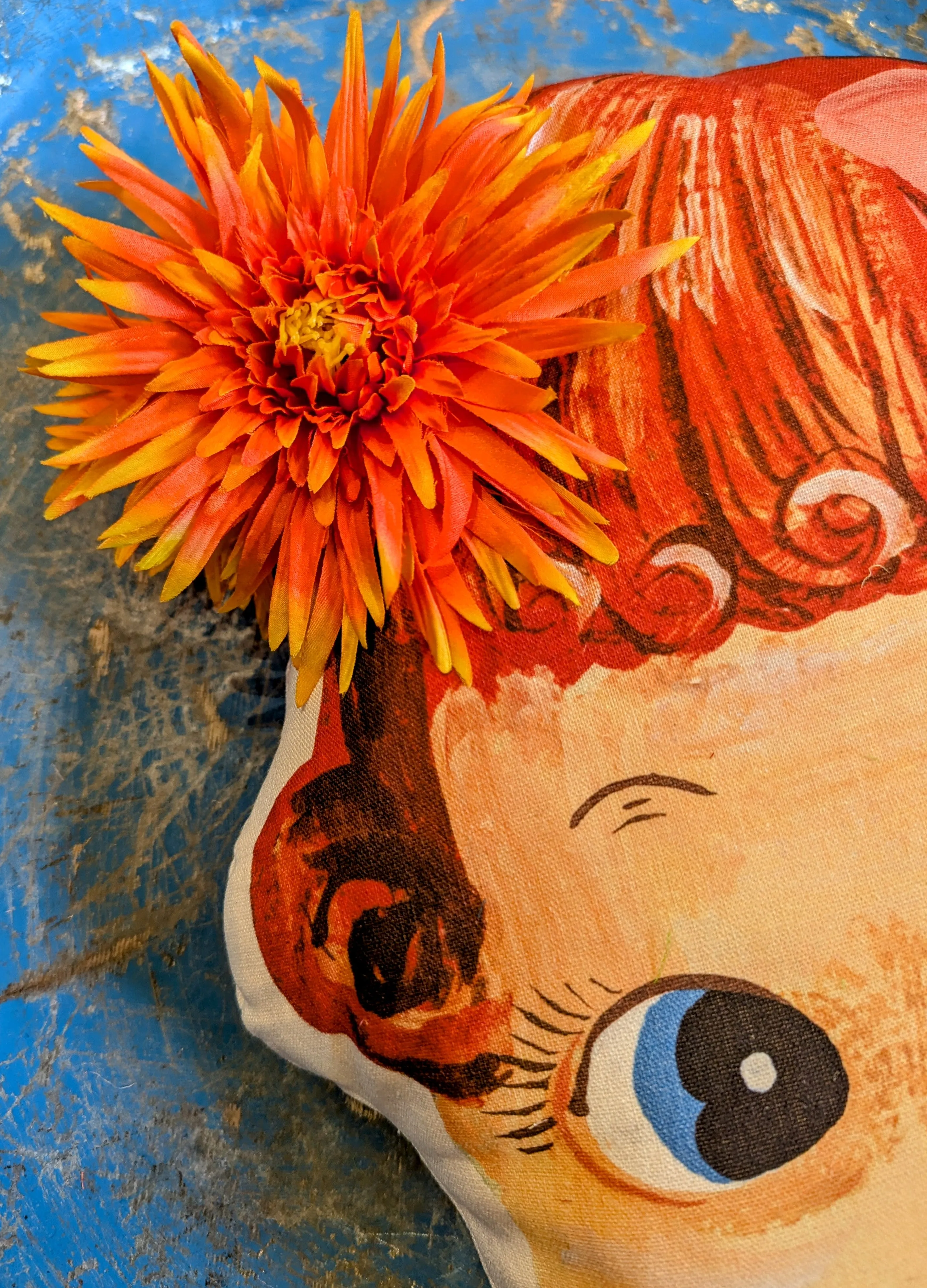 Double claw clip hair flowers - dahlia