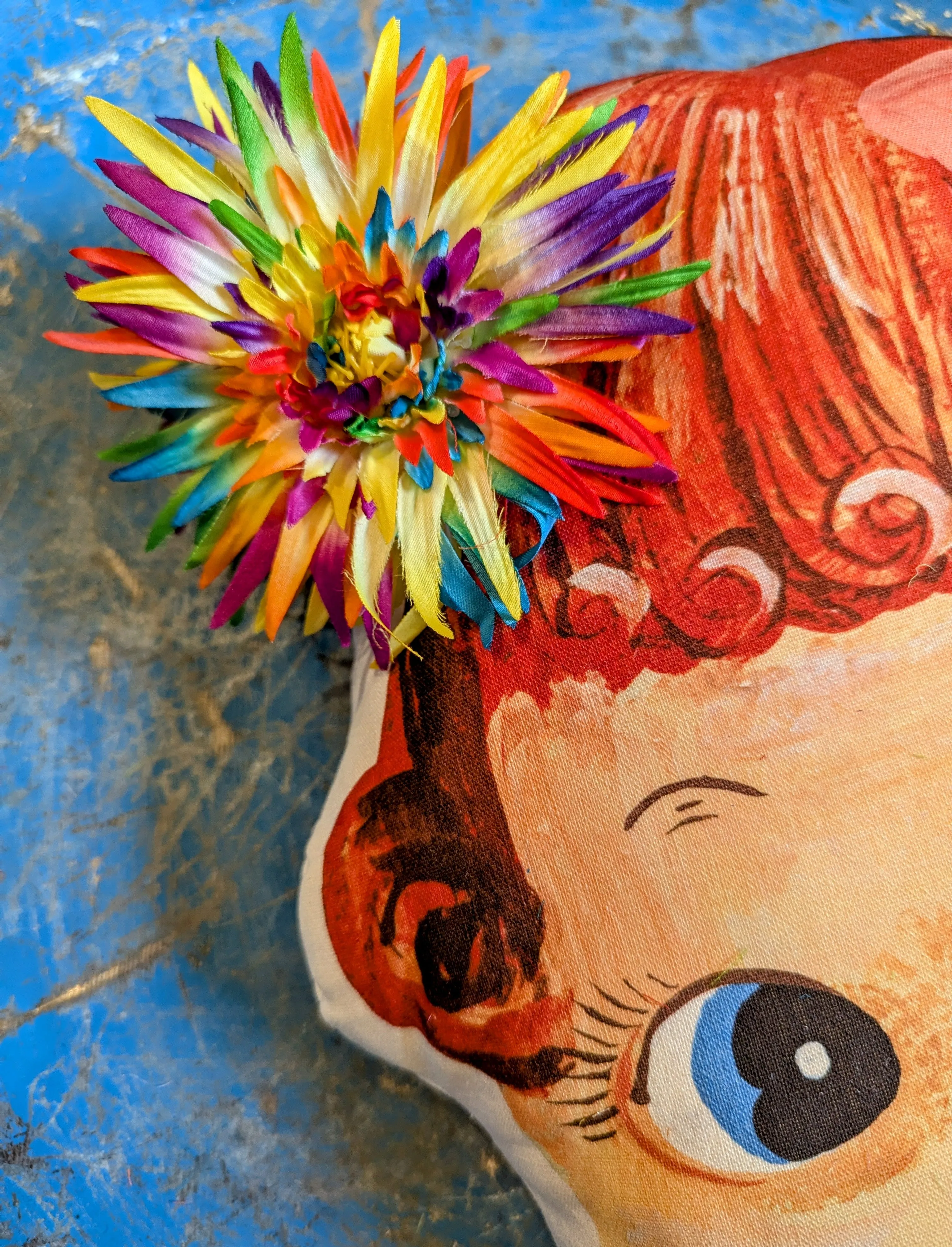 Double claw clip hair flowers - dahlia