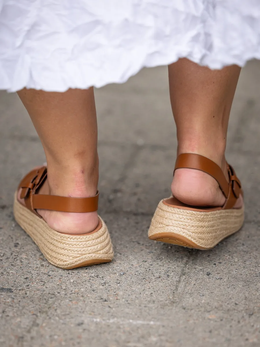 Fit Flop F-Mode adjustable tan sandal med spenne og slingback