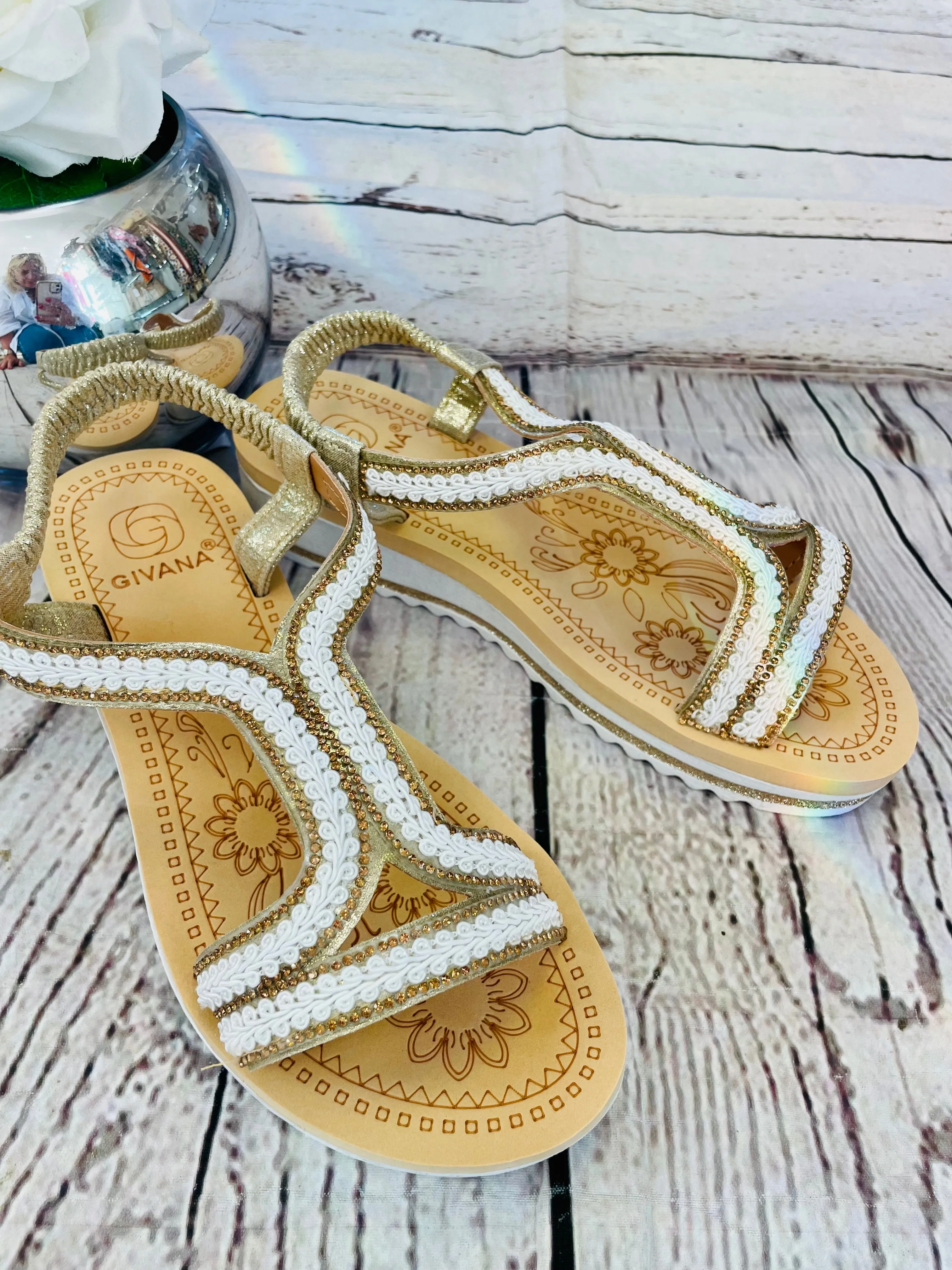 LADIES GOLD SMALL WEDGE SANDALS ( LOLO )