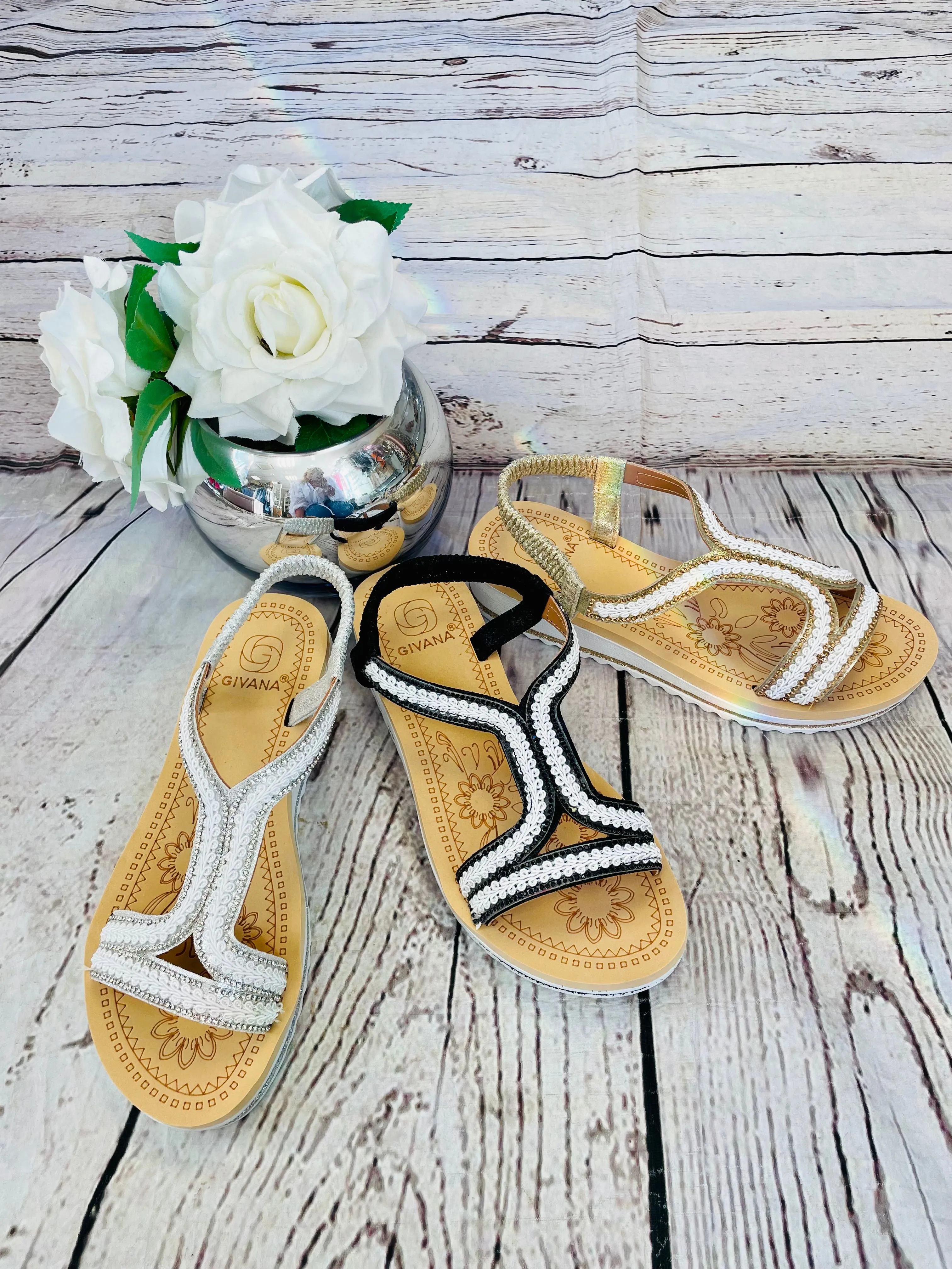 LADIES GOLD SMALL WEDGE SANDALS ( LOLO )