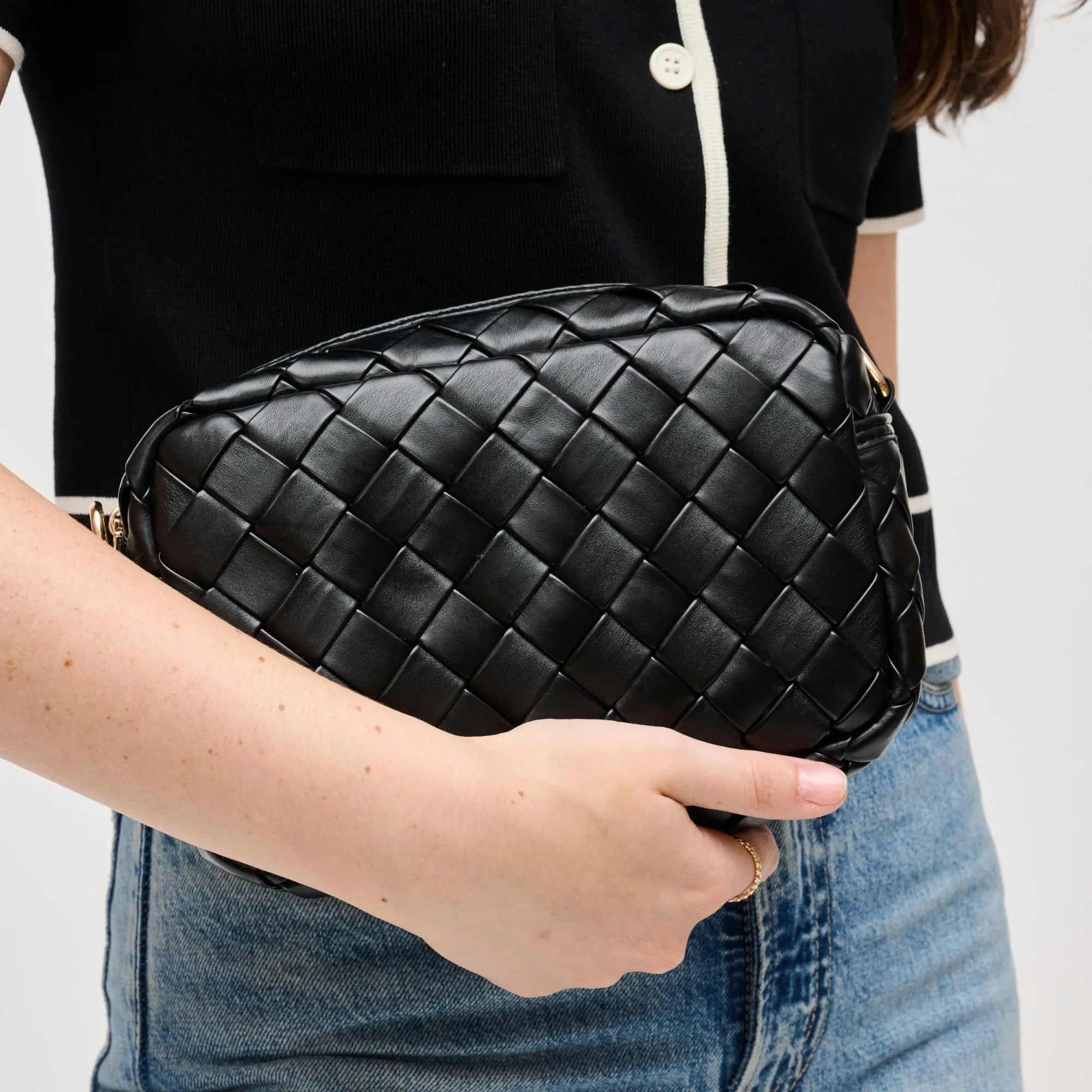 Maddie Crossbody