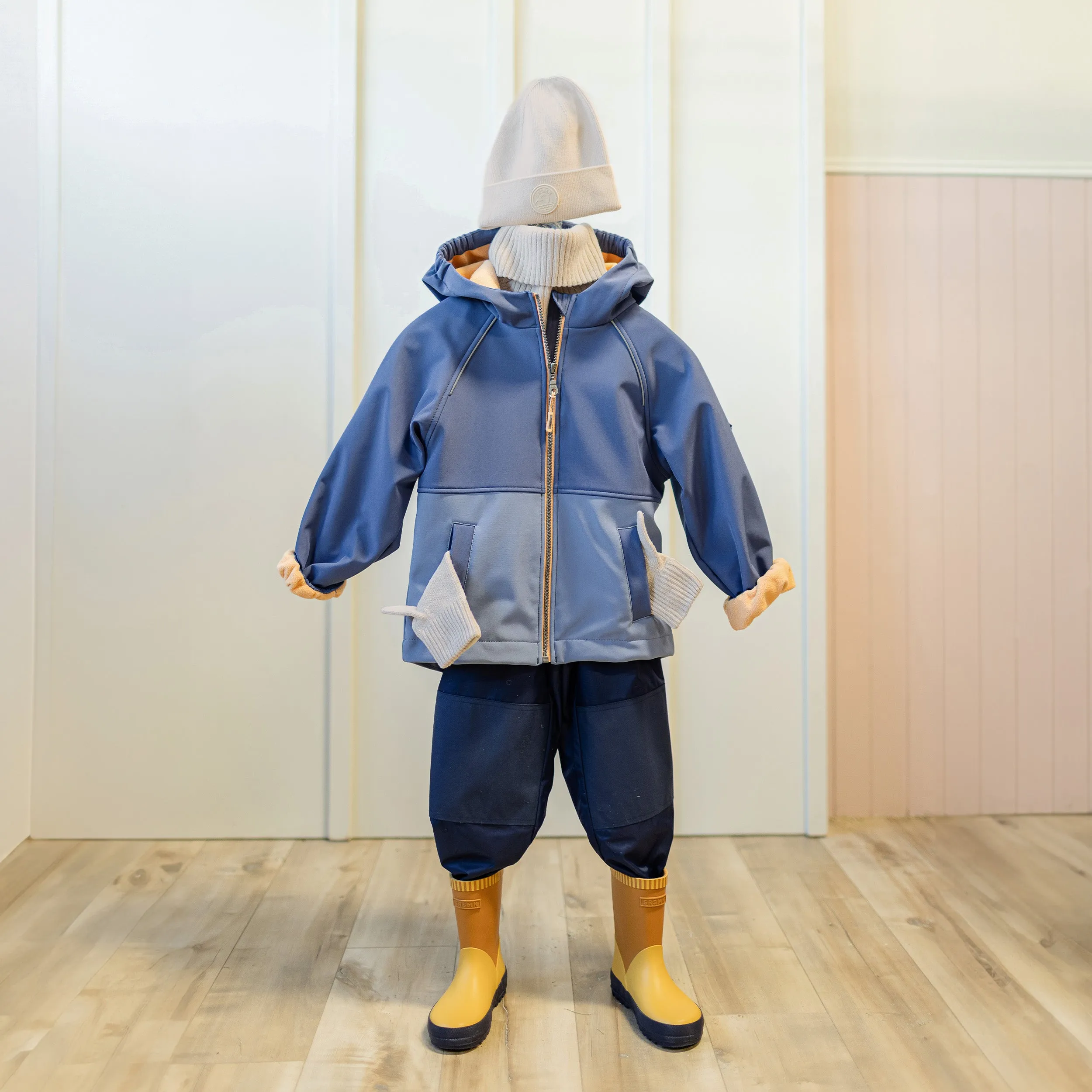 Manteau bleu deux tons à coquille souple, enfant || Two-tone blue coat with soft shell, child