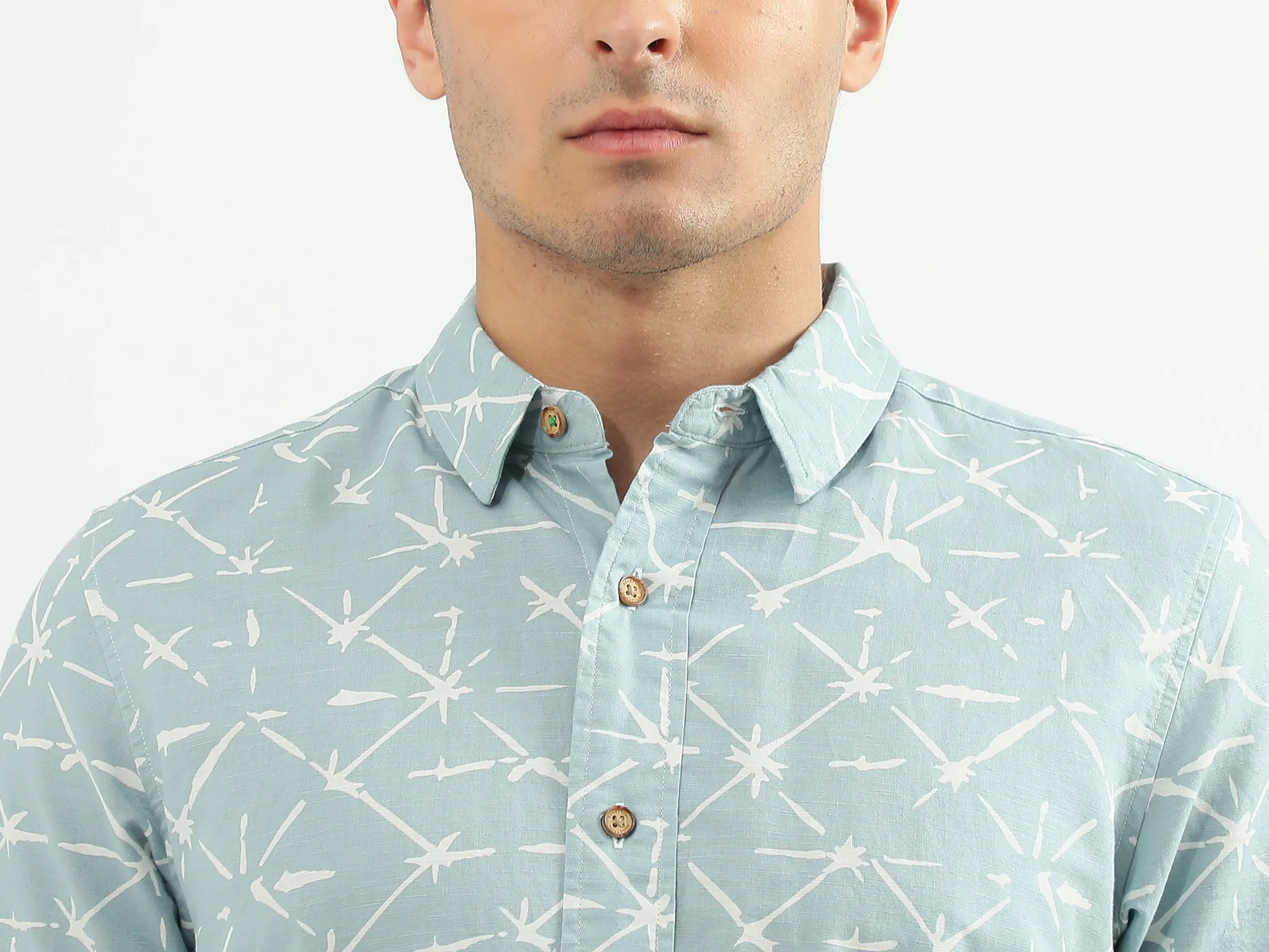 Men Printed Spread Collar Shirt