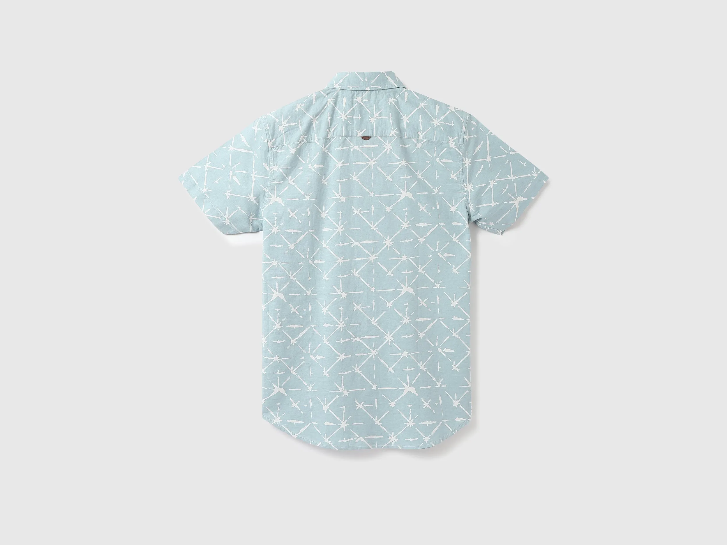 Men Printed Spread Collar Shirt