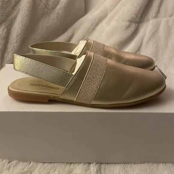 NWT Naturino Evry Slingback Mule
