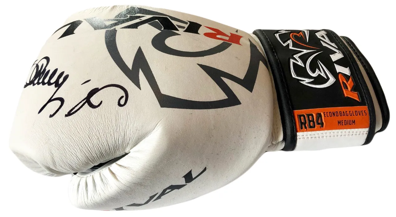 Oleksandr Usyk autographed Rare white Rival Boxing glove, signed in person with photo proof