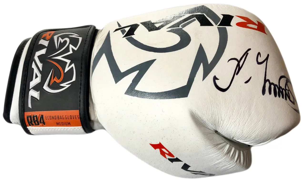 Oleksandr Usyk autographed Rare white Rival Boxing glove, signed in person with photo proof