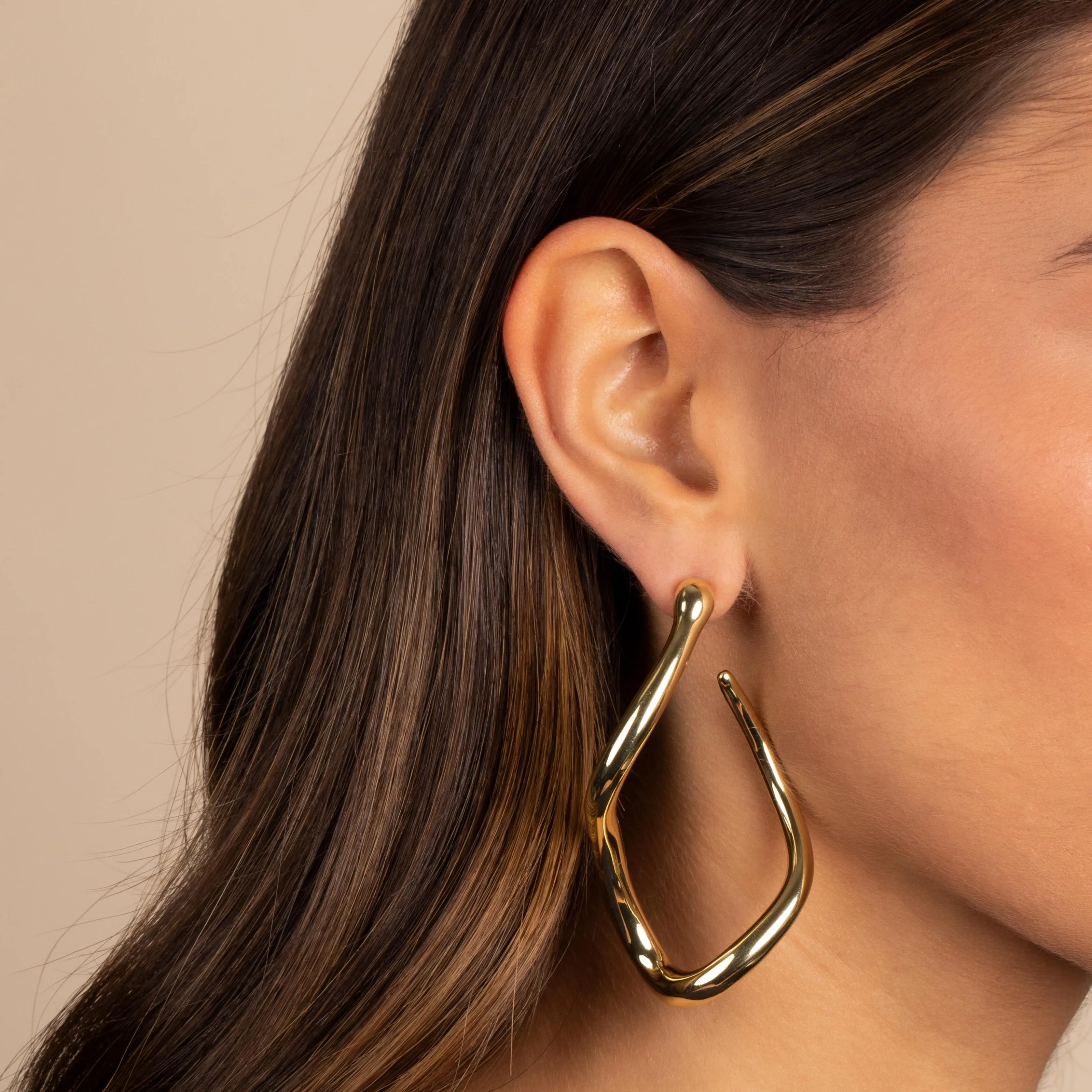 Solid Curved Shape Open Hoop Earring