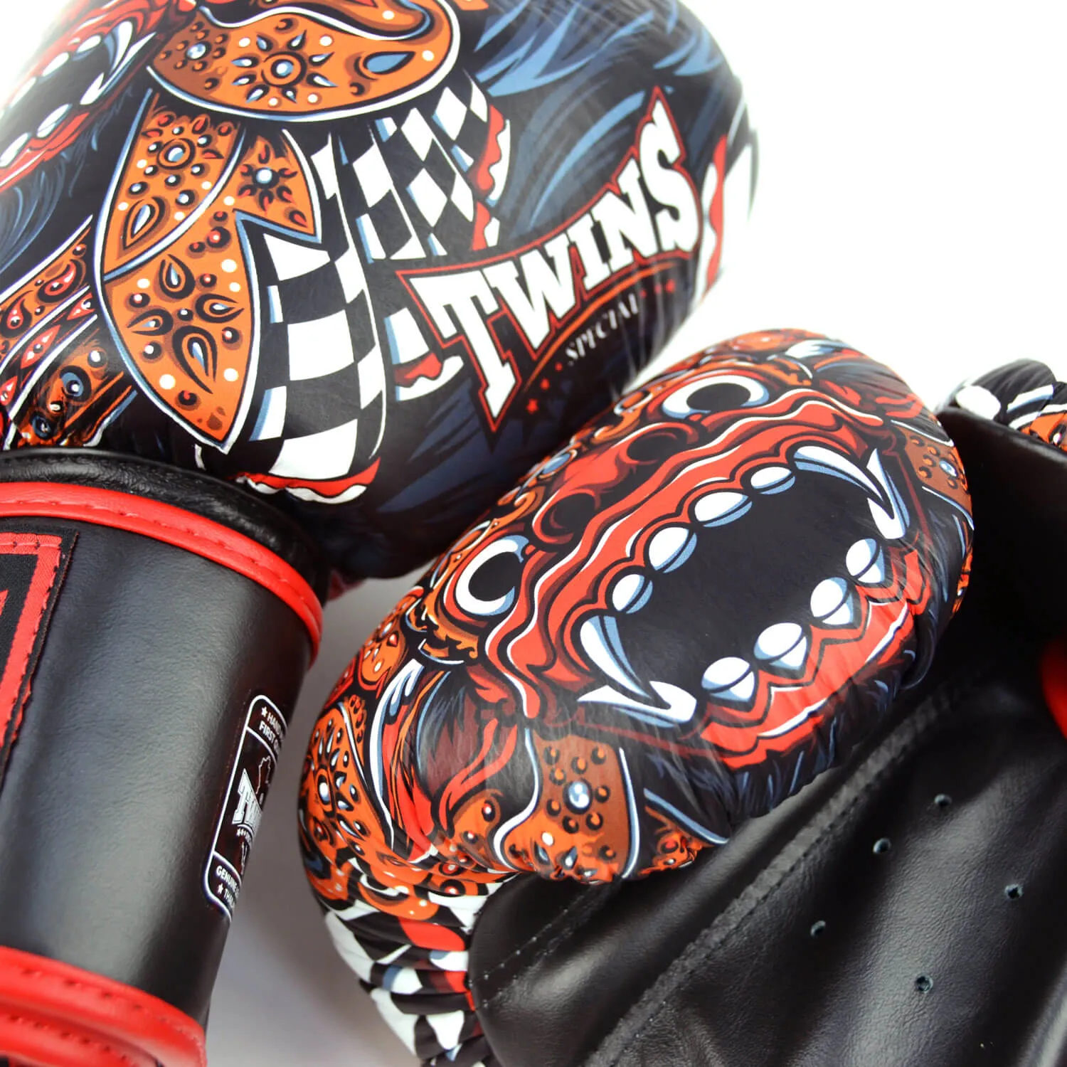 Twins FBGVL3-59 Barong Boxing Gloves - Black/Red