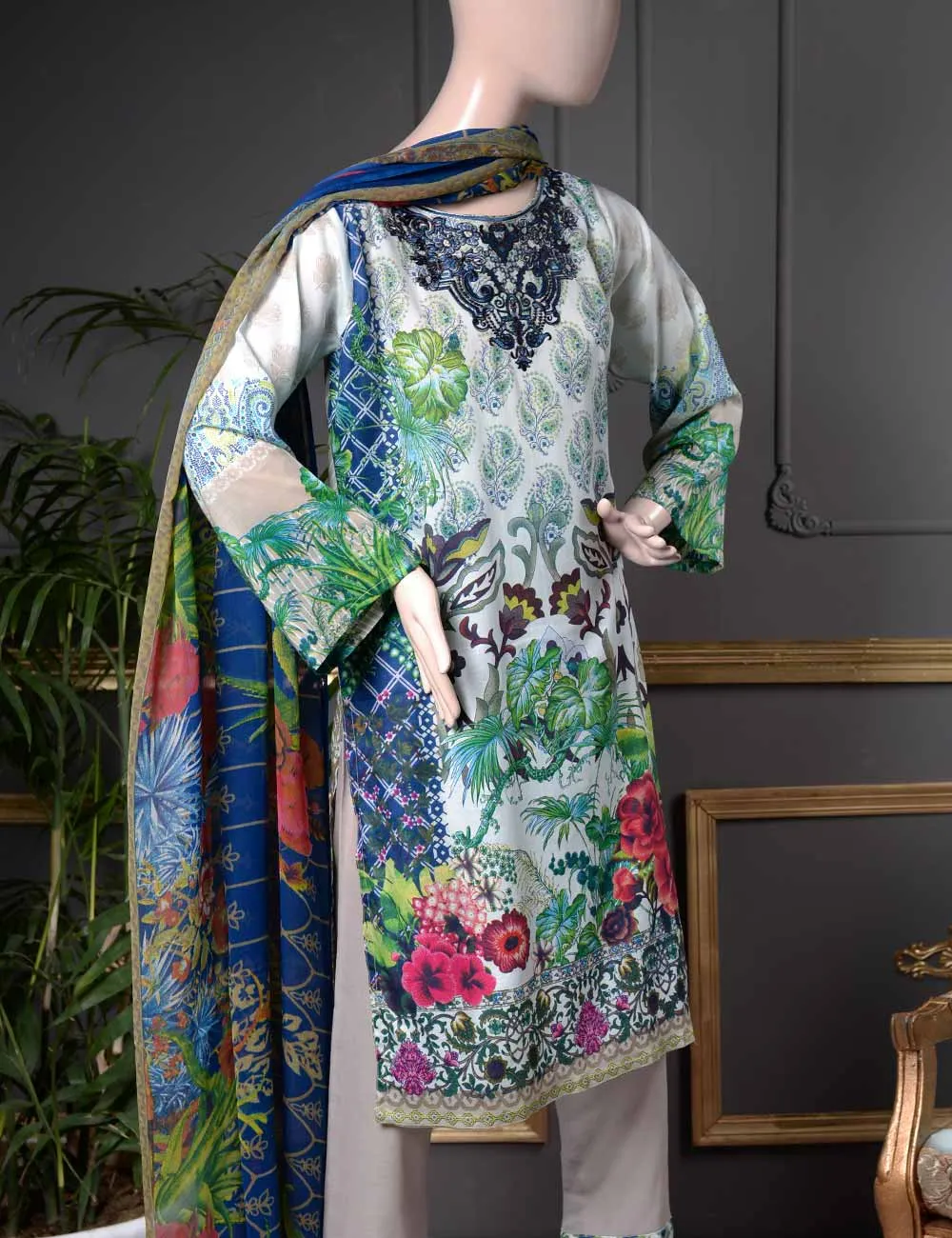 Un-stitched Embroidered Lawn (SE-2A) Dazzling Foliage