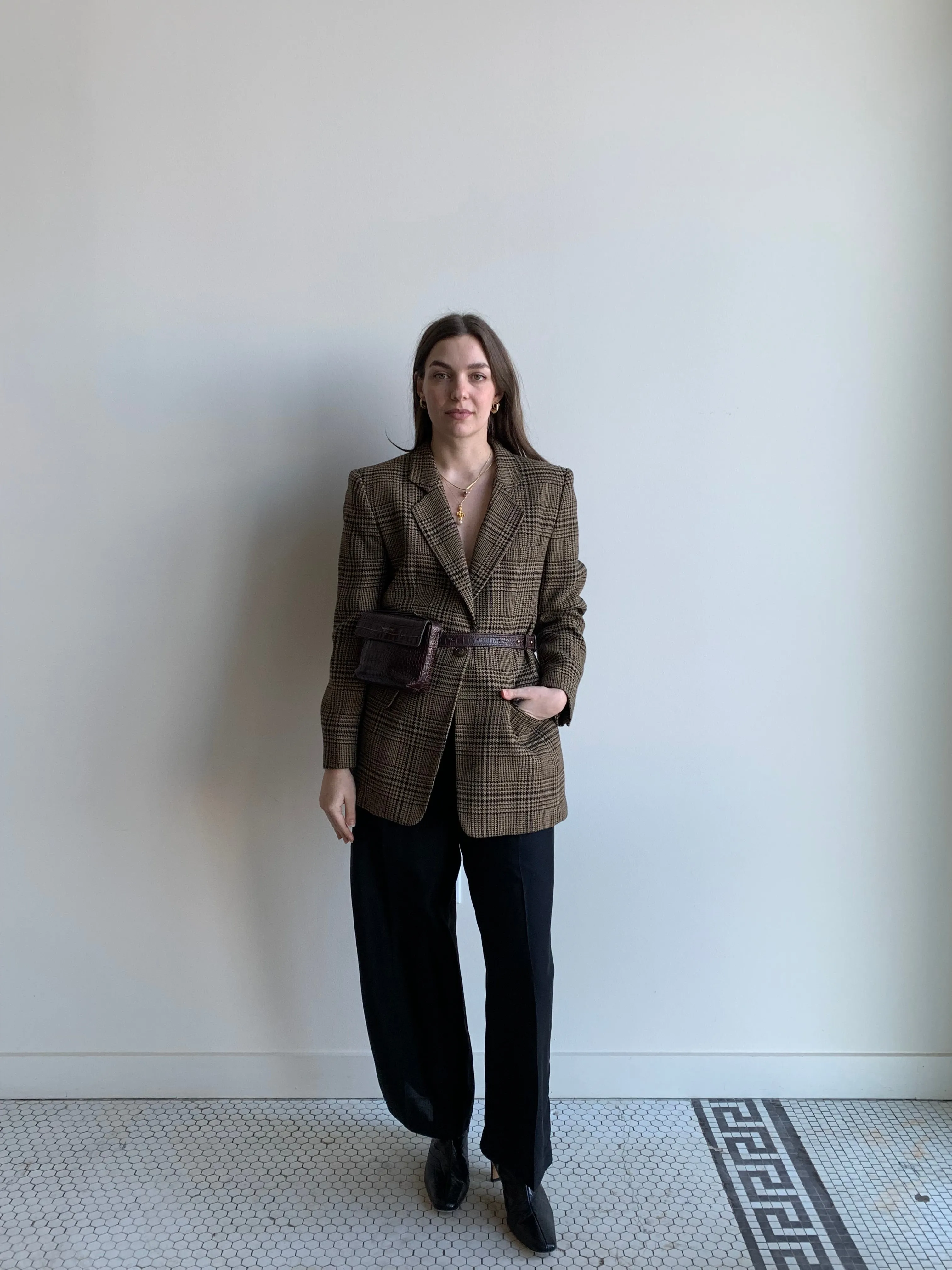 vavvoune brown belt bag