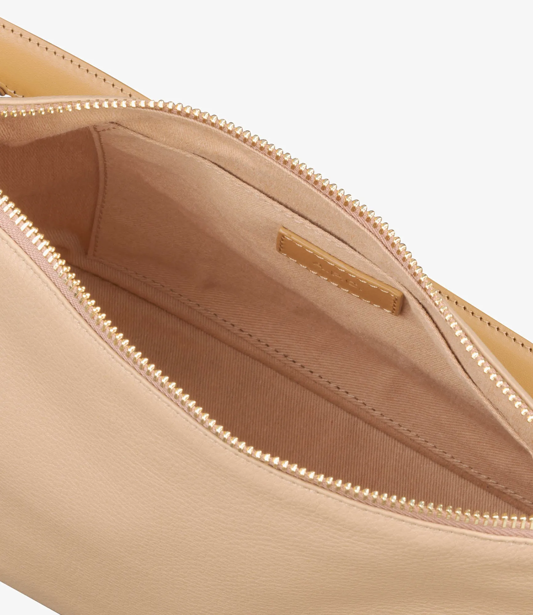 Vera Shoulder bag