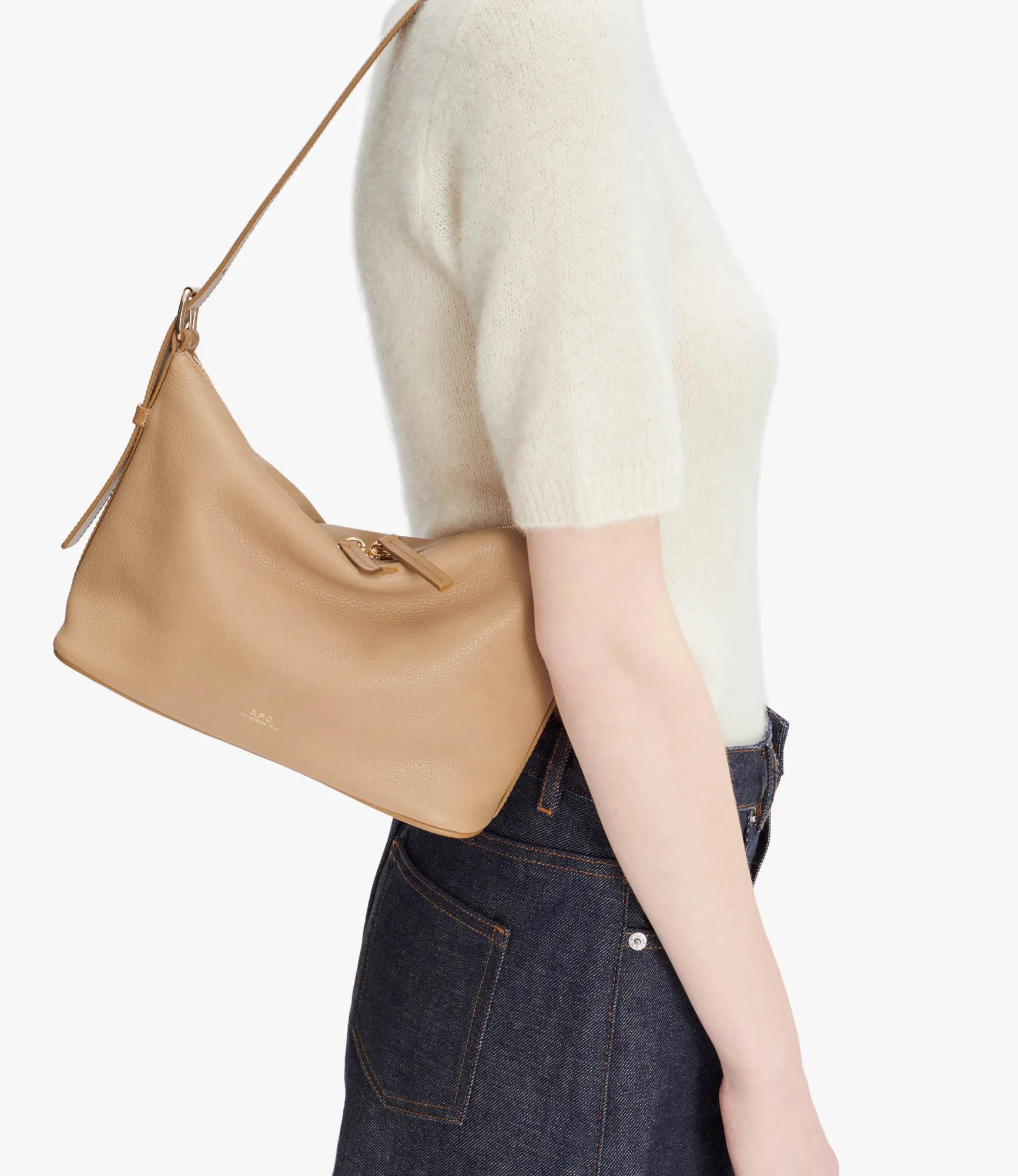 Vera Shoulder bag