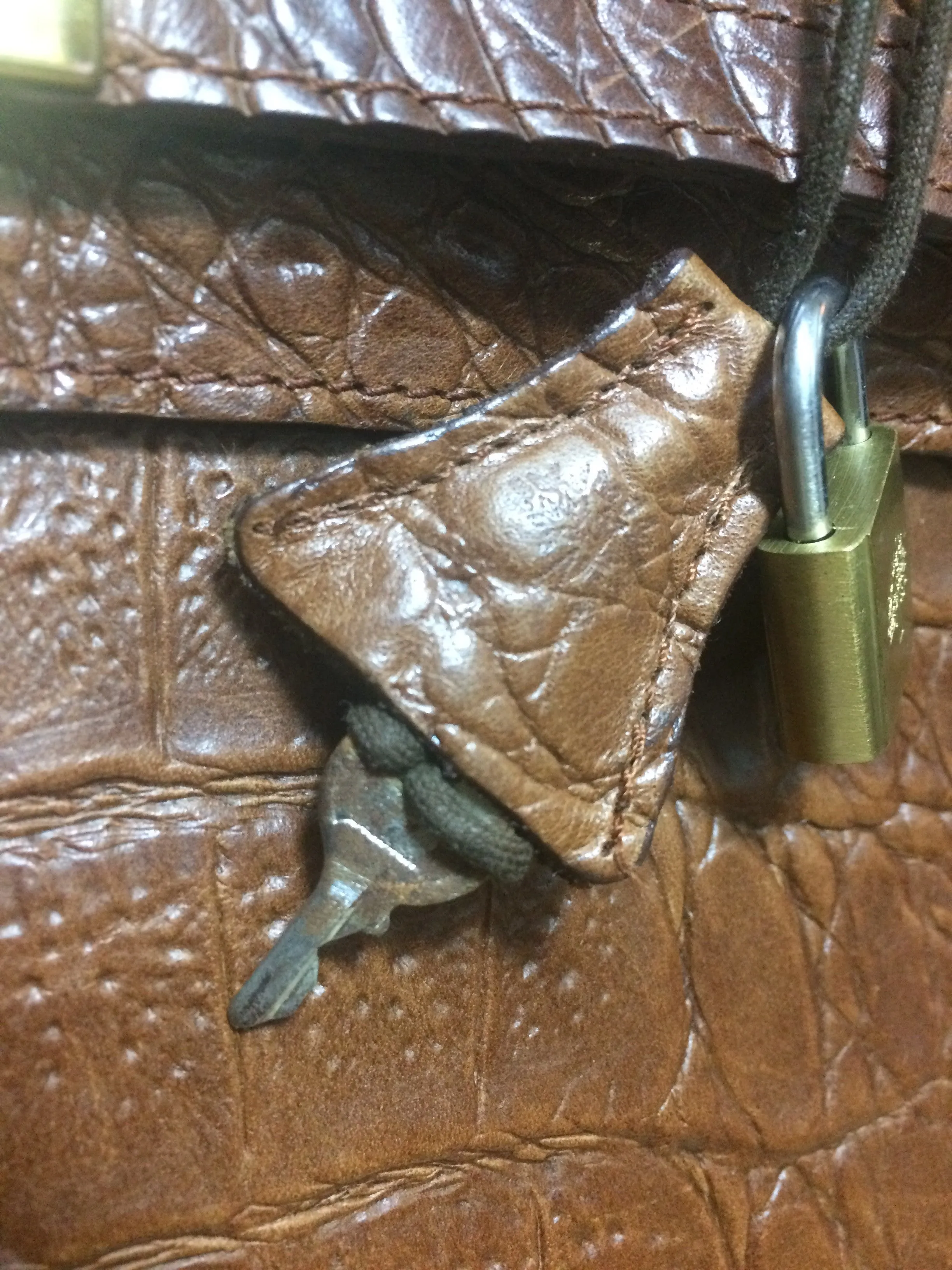 Vintage Mulberry croc embossed leather Kelly bag with shoulder strap. Roger Saul era. Rare masterpiece. 050201rl