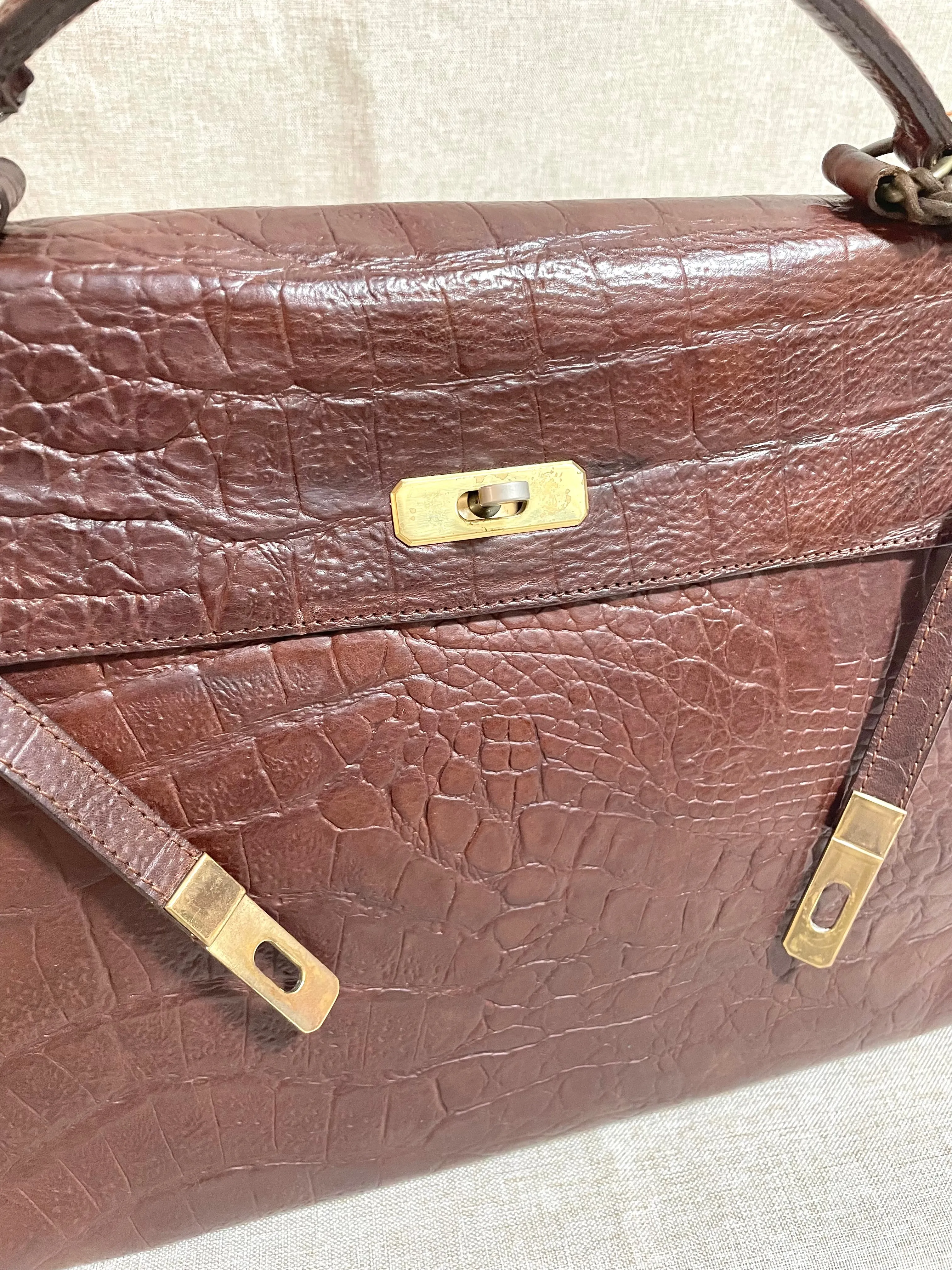 Vintage Mulberry croc embossed leather Kelly bag with shoulder strap. Roger Saul era. Rare masterpiece. 061118r1