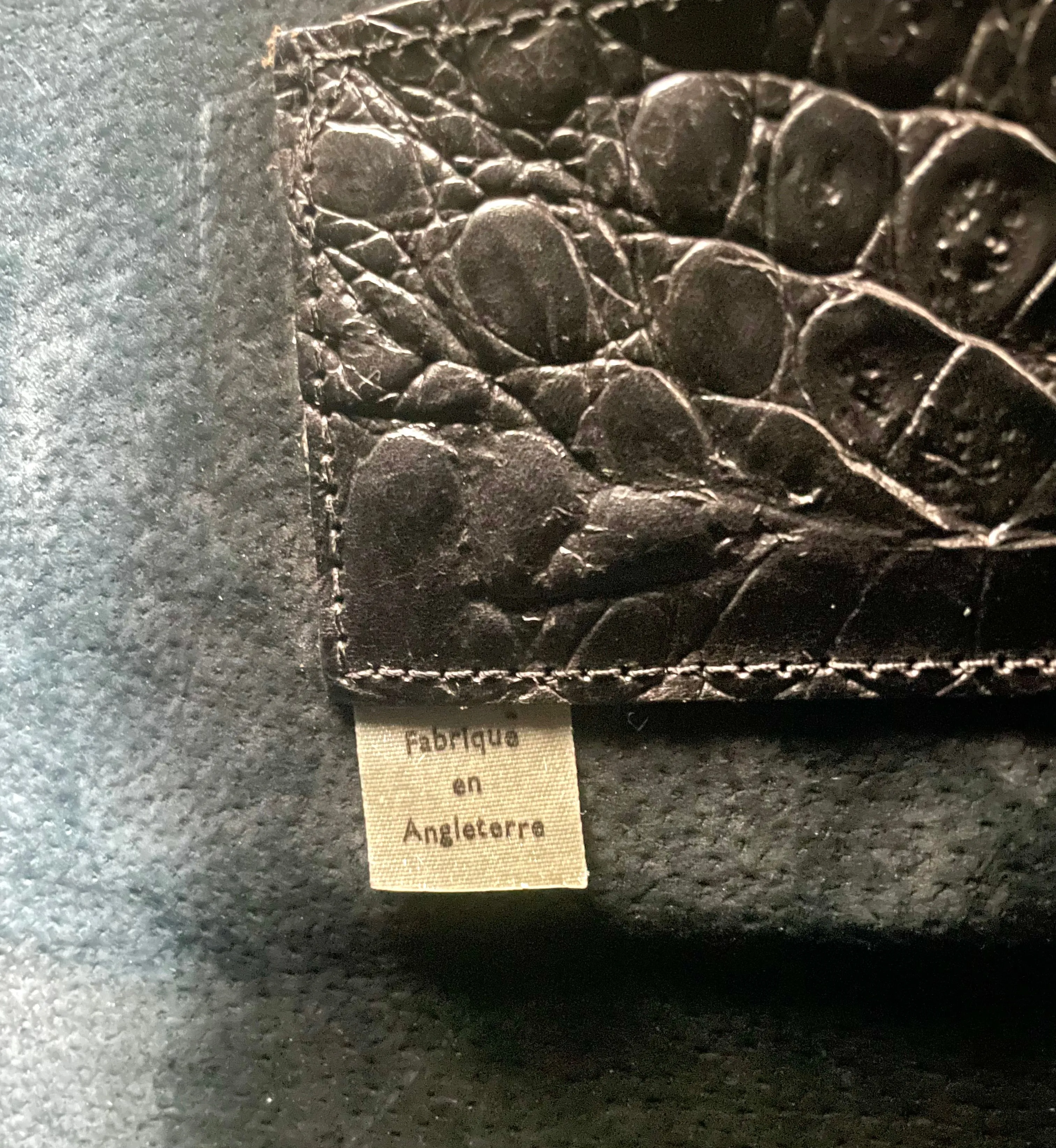 Vintage Mulberry darkbrown croc embossed leather Kelly bag with shoulder strap. Roger Saul era. Rare masterpiece. 070220yf