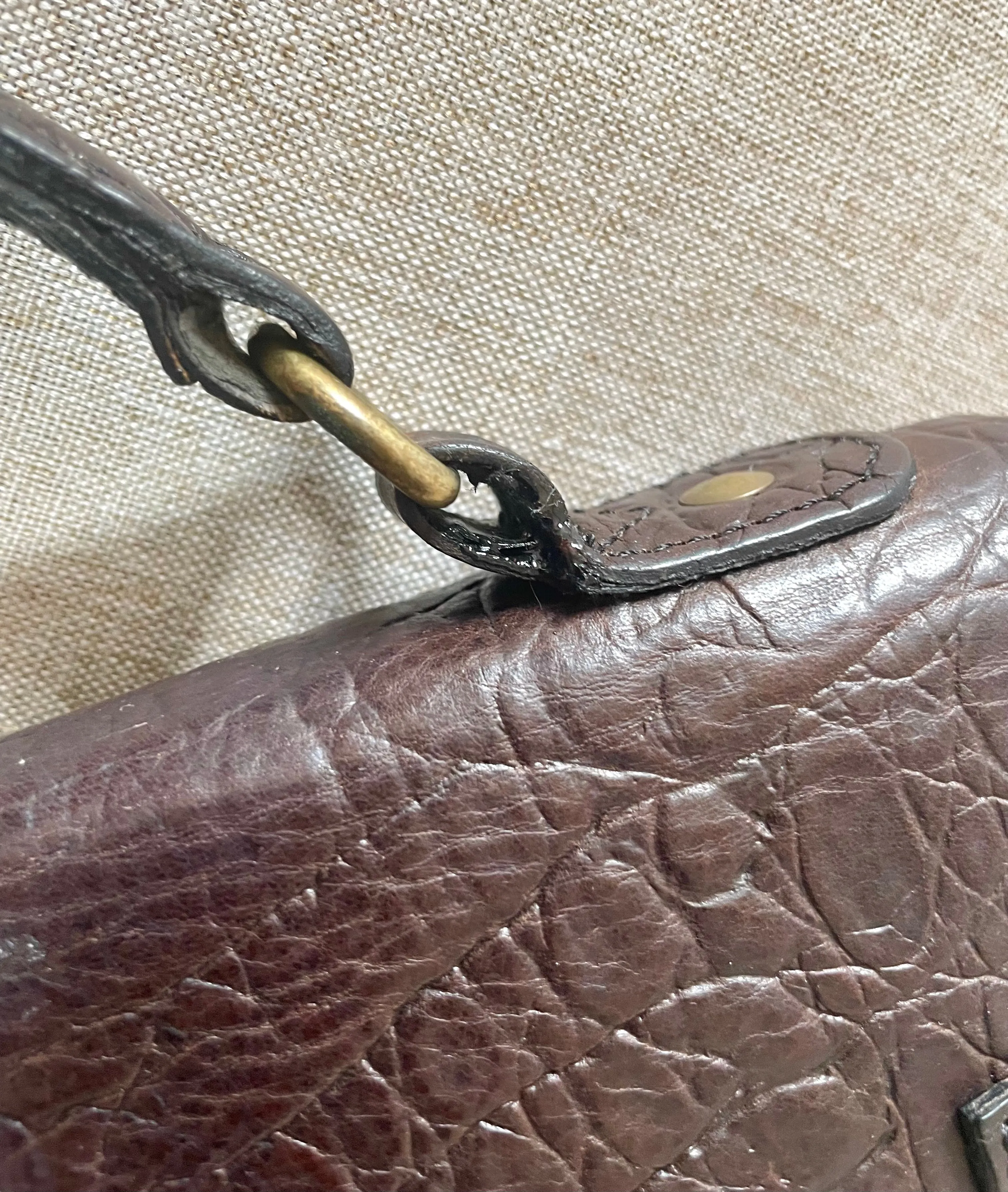 Vintage Mulberry darkbrown croc embossed leather Kelly bag with shoulder strap. Roger Saul era. Rare masterpiece. 070220yf
