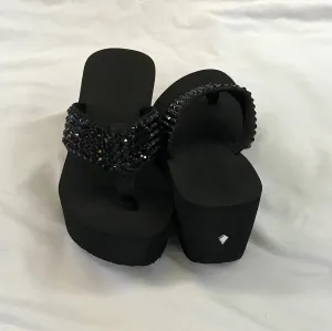 Wedge Jet Black