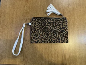 WRISTLET