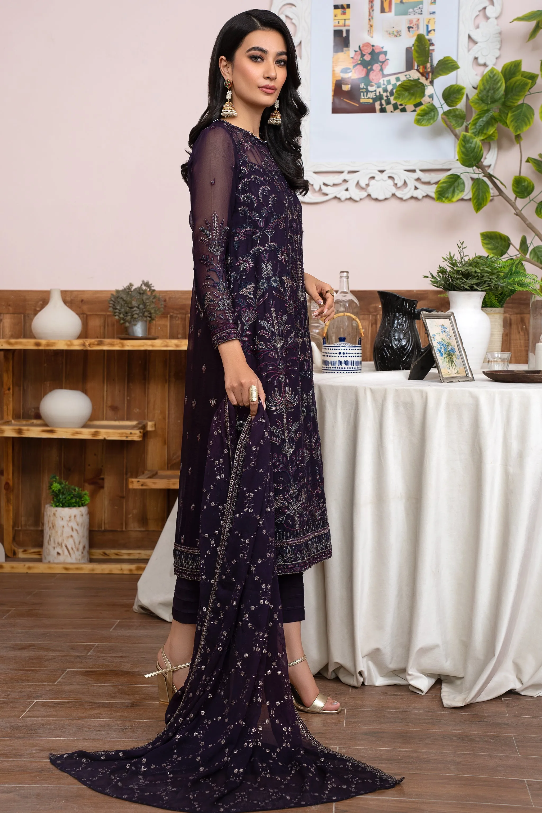 ZLM 05 SCARLETT | Zarif Meeral Luxury Formals collection.