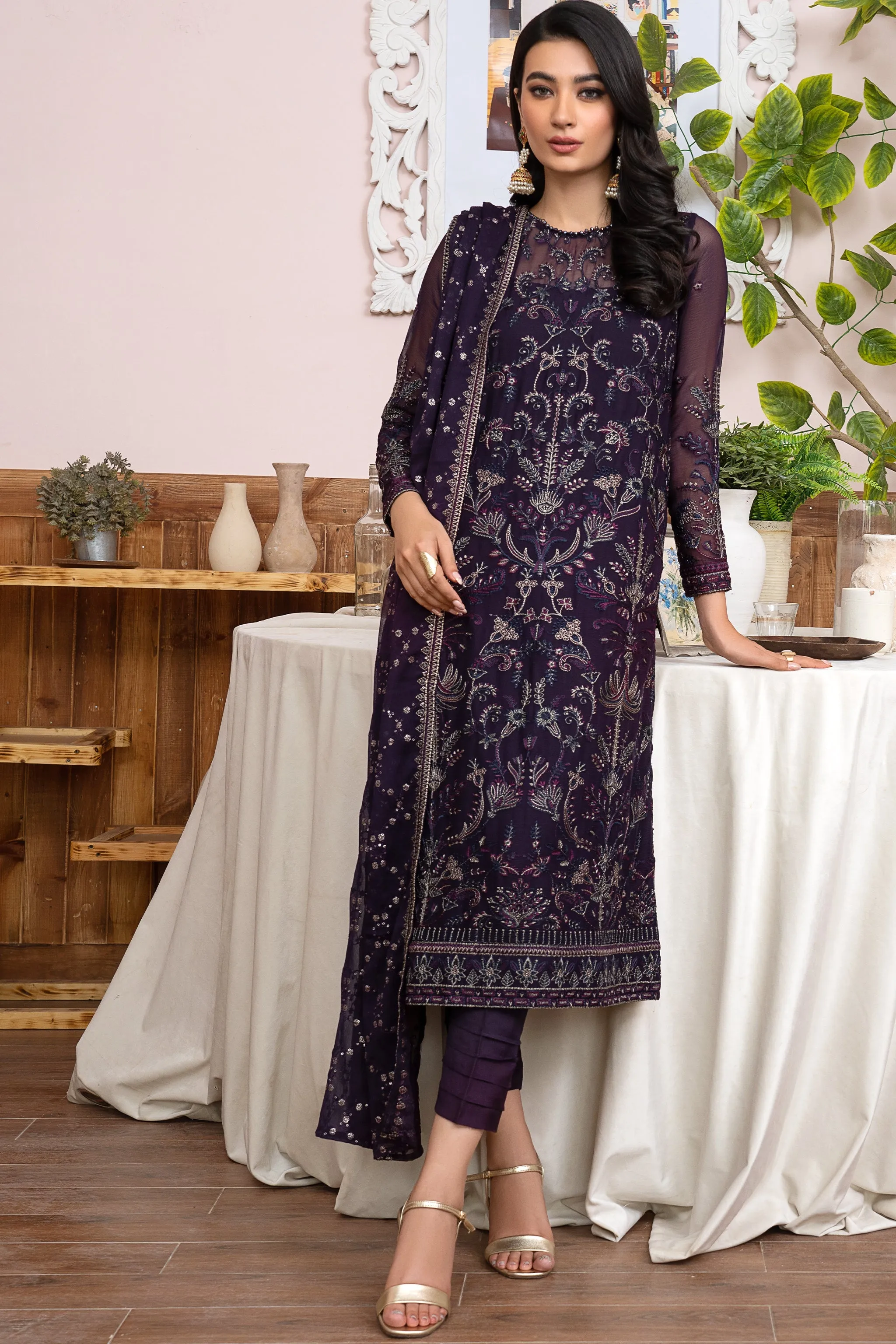 ZLM 05 SCARLETT | Zarif Meeral Luxury Formals collection.